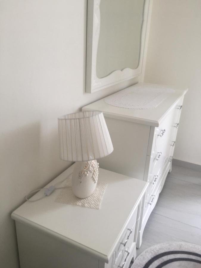 Apartament Oresti Korce Exterior photo